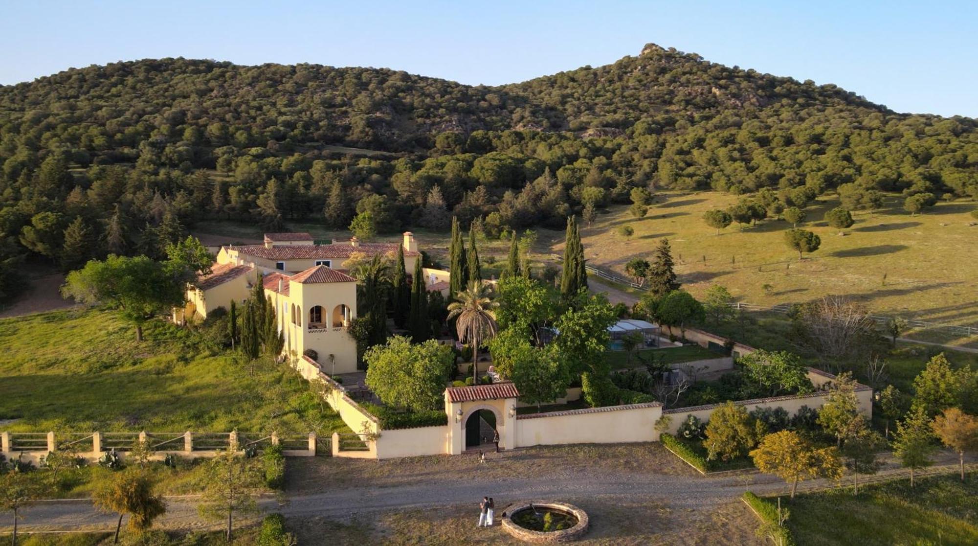 Finca La Alcolehuela En Parque Natural De Despenaperros 圣埃伦娜 外观 照片